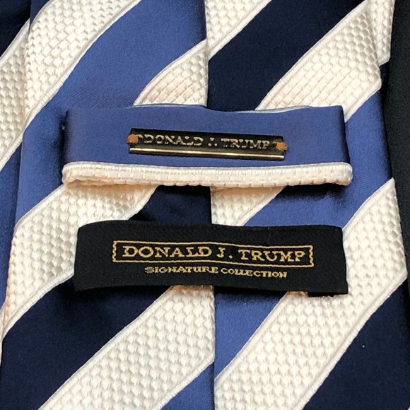 Donald J Trump Neck Tie Blue Stripes Cream 100% Silk Signature Collection - Picture 2 of 6